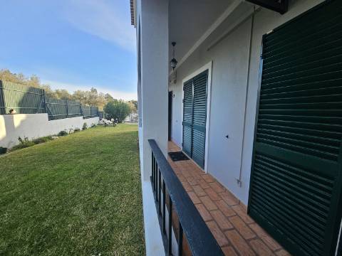 Excelente apartamento 3 quartos com piscina e garagem em Almancil