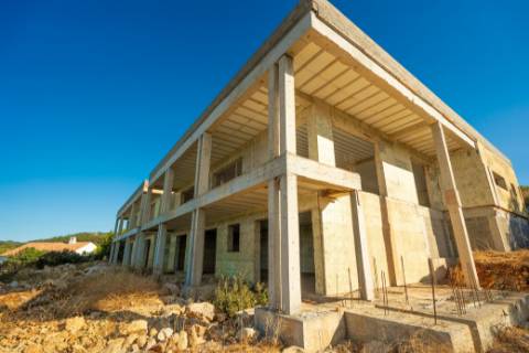 2 Moradias em construção disponíveis para venda no ponto de obra em que se encontram