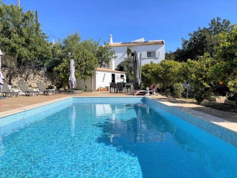 VENDIDA PELA ' TA MAISON DE RÊVE'