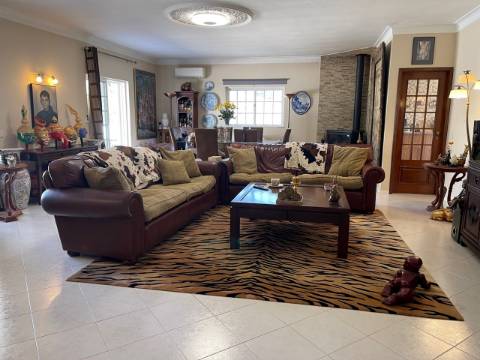 VENDIDA PELA ' TA MAISON DE RÊVE'