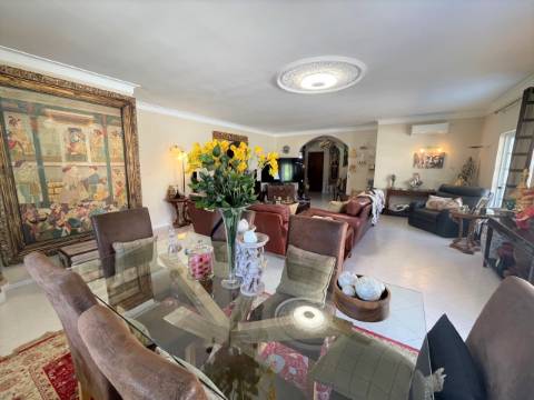 VENDIDA PELA ' TA MAISON DE RÊVE'