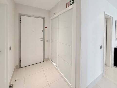 Luxuoso apartamento T2 virado para Sul em Pine Hills, Vilamoura
