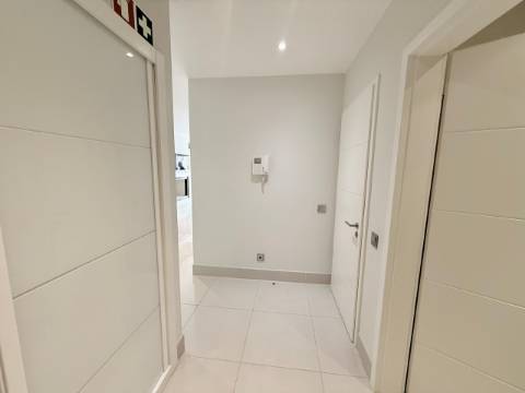 Luxuoso apartamento T2 virado para Sul em Pine Hills, Vilamoura