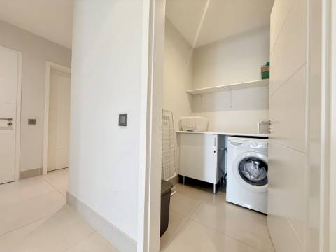 Luxuoso apartamento T2 virado para Sul em Pine Hills, Vilamoura