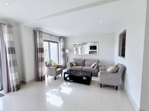 Luxuoso apartamento T2 virado para Sul em Pine Hills, Vilamoura