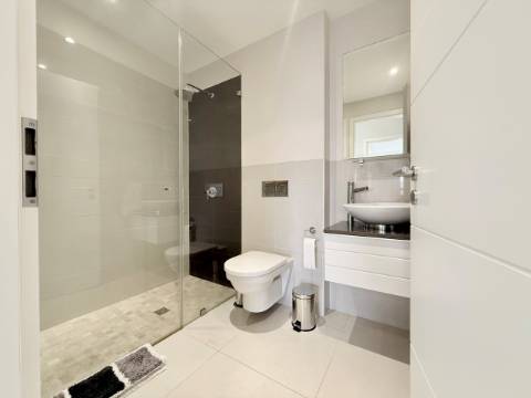 Luxuoso apartamento T2 virado para Sul em Pine Hills, Vilamoura