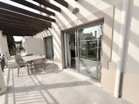 Luxuoso apartamento T2 virado para Sul em Pine Hills, Vilamoura