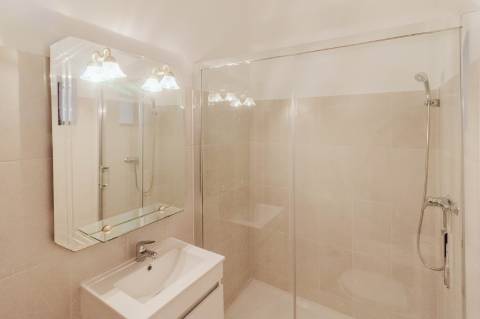 Moradia Tradicional Algarvia com 3 Quartos em Querença