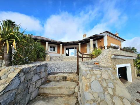 VENDIDA PELA 'TA MAISON DE RÊVE'