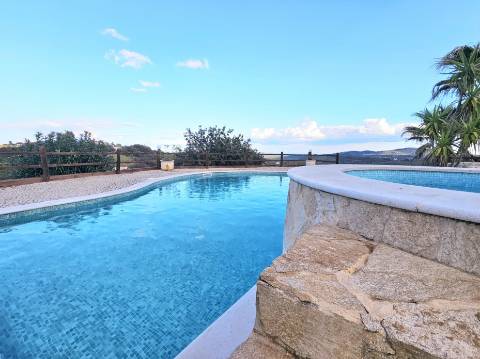 VENDIDA PELA 'TA MAISON DE RÊVE'