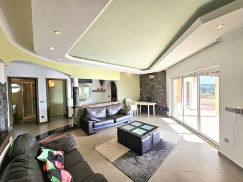 VENDIDA PELA 'TA MAISON DE RÊVE'