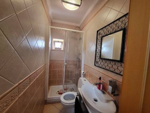 Moradia com 4 quartos Almancil com piscina privativa