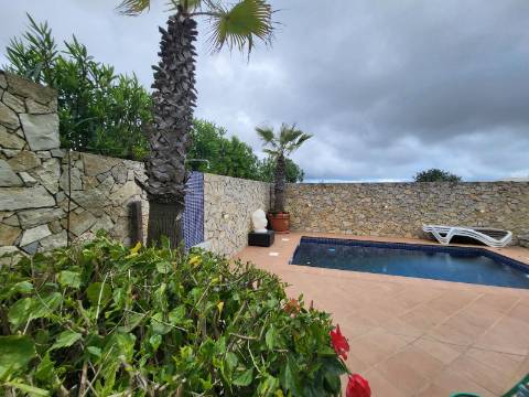 Moradia com 4 quartos Almancil com piscina privativa