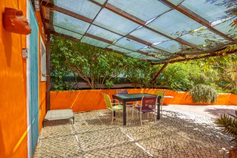 Quinta tradicional 5 quartos+ 2 no anexo+ piscina