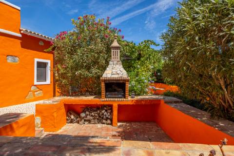 Quinta tradicional 5 quartos+ 2 no anexo+ piscina