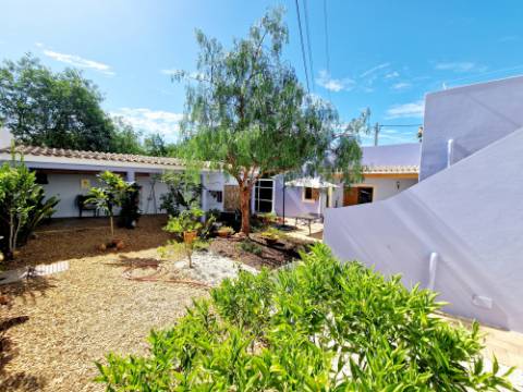 VENDIDA PELA ' TA MAISON DE RÊVE'