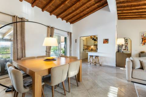 VENDIDA PELA ' TA MAISON DE RÊVE'