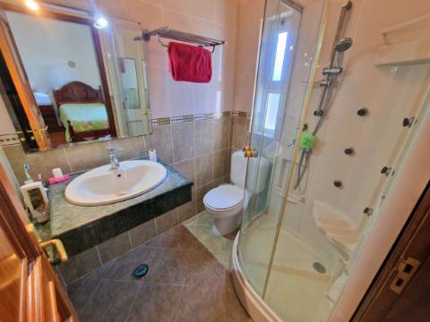 Moradia Espectacular com 5 quartos e piscina!