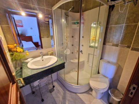 Moradia Espectacular com 5 quartos e piscina!