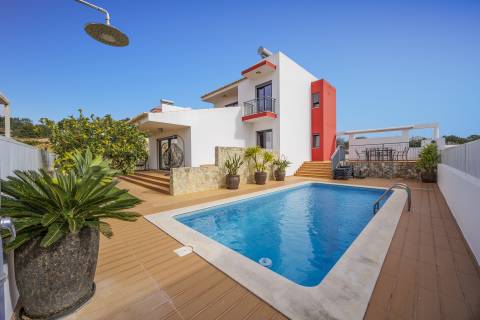 Villa Elegante em Localização Única