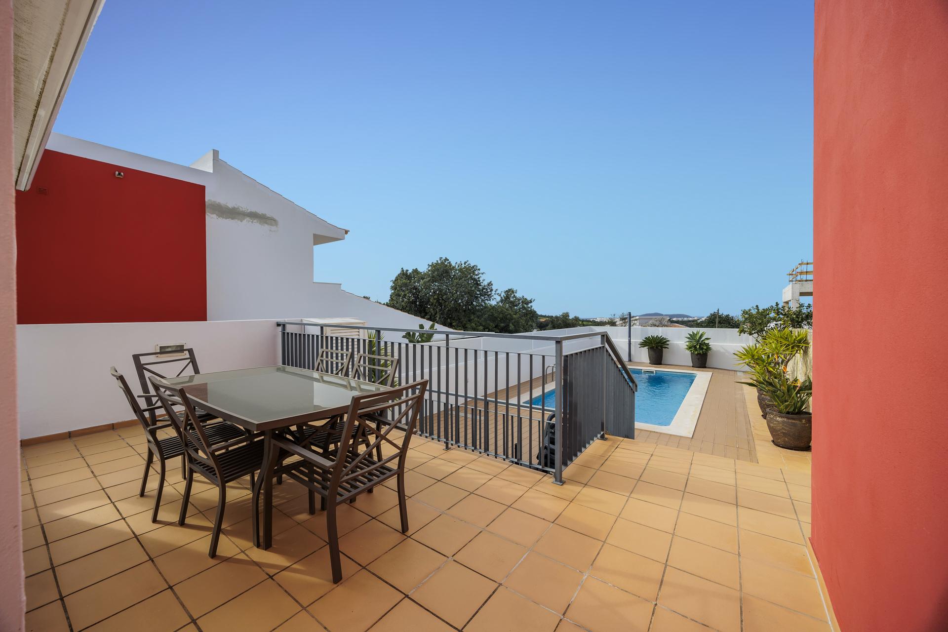 Villa Elegante em Localização Única