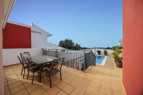 Villa Elegante em Localização Única