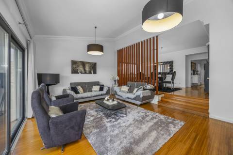 Villa Elegante em Localização Única