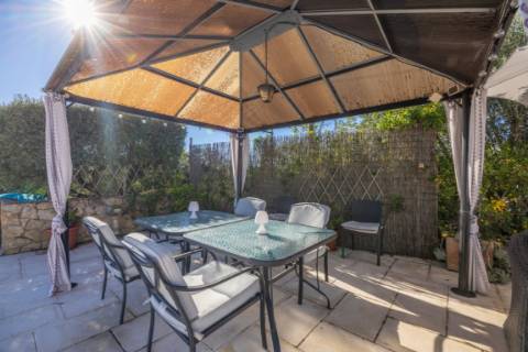 Linda Moradia 3 quartos e piscina