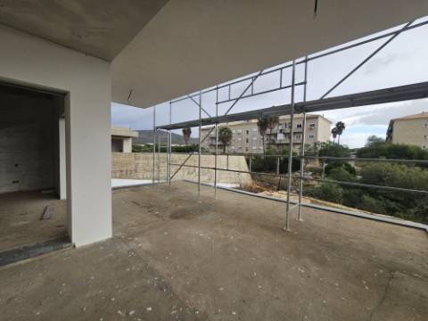 Magnifica propriedade contemporânea em construção