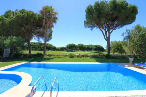 Excelente moradia com vista Golf