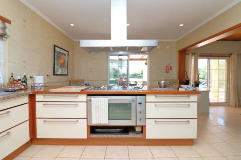 Excelente moradia com vista Golf