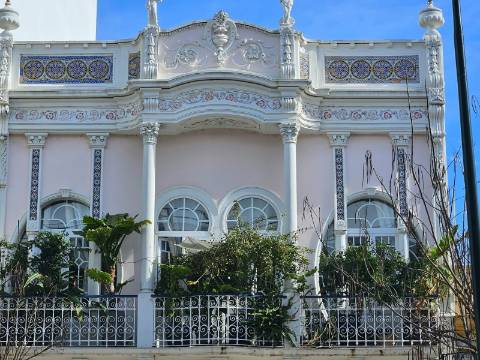 VENDIDA PELA 'TA MAISON DE RÊVE'