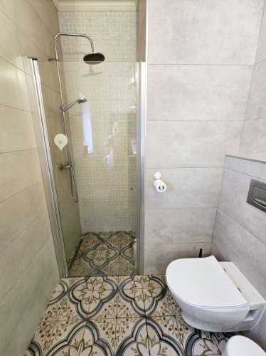 Moradia Moderna com Vista para a Ria Formosa e Rooftop Panorâmico
