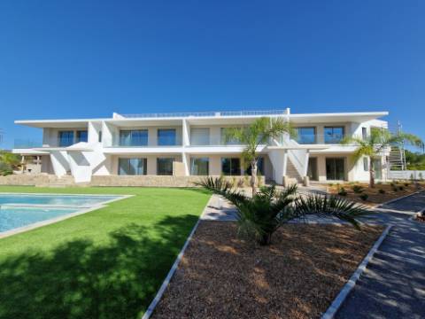 T3 de qualidade com garagem em box e piscina