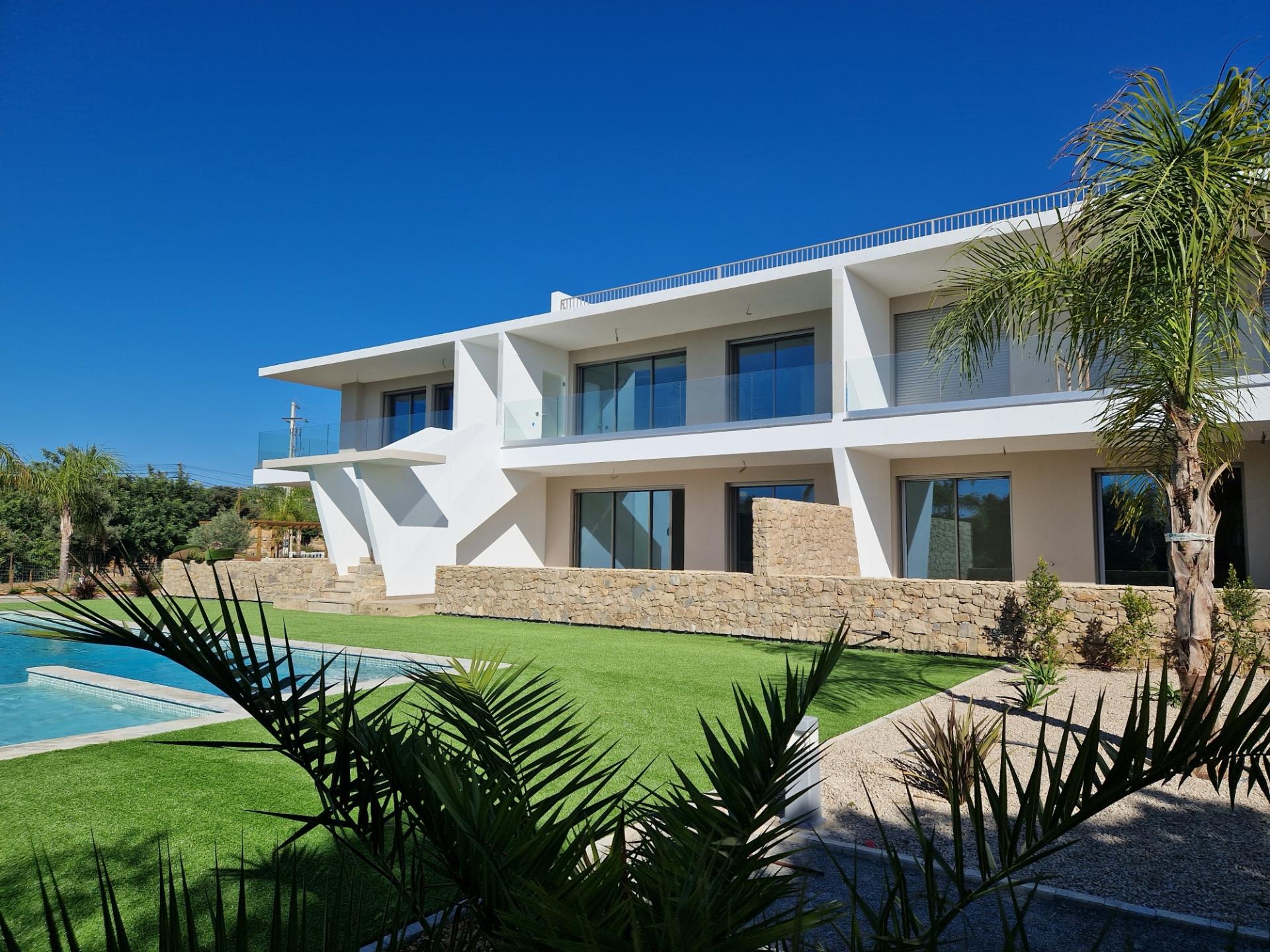 T3 de qualidade com garagem em box e piscina