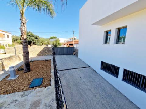 T3 de qualidade com garagem em box e piscina