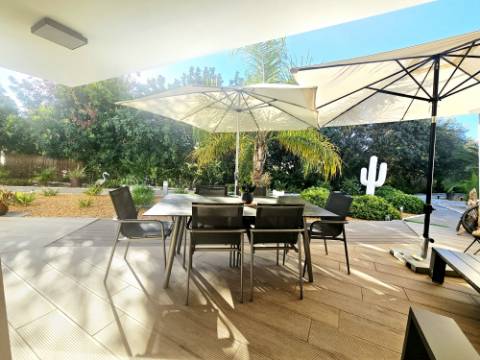 T3 de qualidade com garagem em box e piscina