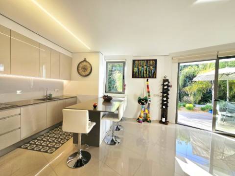 T3 de qualidade com garagem em box e piscina