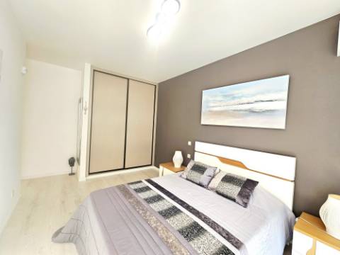 T3 de qualidade com garagem em box e piscina