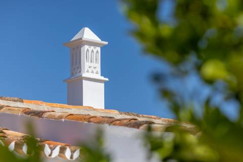 Quinta renovada por uma arquiteta conceituada perto de Estoi