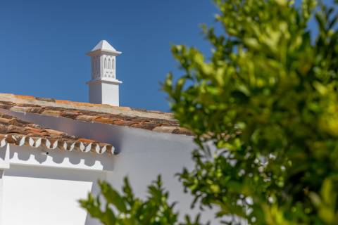 Quinta renovada por uma arquiteta conceituada perto de Estoi