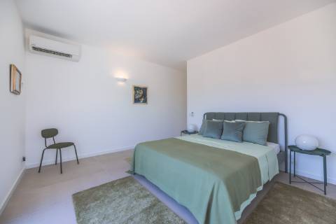 Quinta renovada por uma arquiteta conceituada perto de Estoi