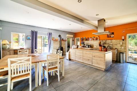 Moradia 6 quartos com piscina perto Moncarapacho.