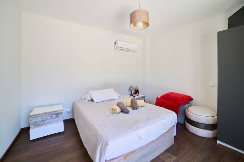 Moradia 6 quartos com piscina perto Moncarapacho.