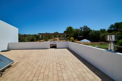 Moradia 6 quartos com piscina perto Moncarapacho.