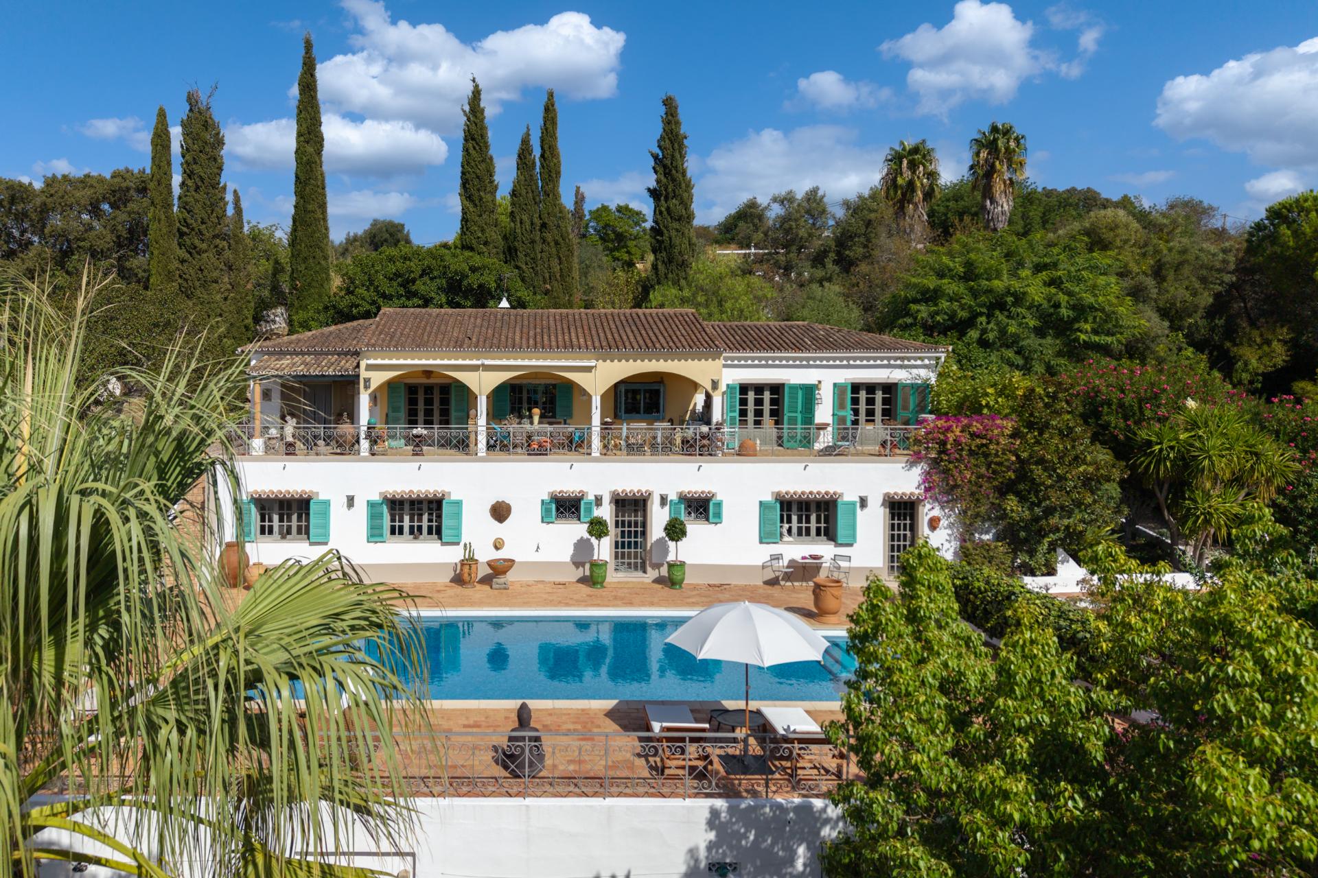 Casa de campo de quatro quartos com piscina, garagem e vista para o mar em São Brás de Alportel, Algarve, Portugal