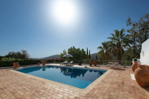 Casa de campo de quatro quartos com piscina, garagem e vista para o mar em São Brás de Alportel, Algarve, Portugal
