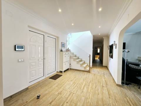 EXCLUSIVIDADE

VENDIDA PELA ' TA MAISON DE RÊVE'