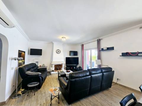 EXCLUSIVIDADE

VENDIDA PELA ' TA MAISON DE RÊVE'