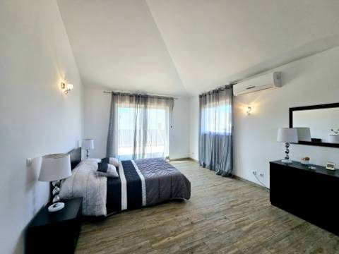 EXCLUSIVIDADE

VENDIDA PELA ' TA MAISON DE RÊVE'